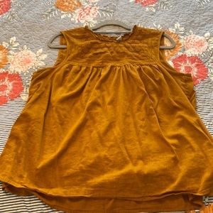 Old navy high neck tank top size XL